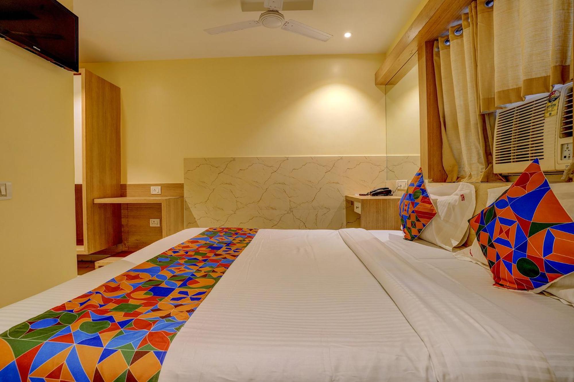 Fabhotel Starwood Residency - Behind Bmw Car Showroom Navi Mumbai Exterior foto